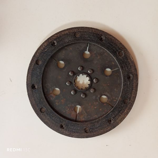 disque d'embrayage usee 13845 фото